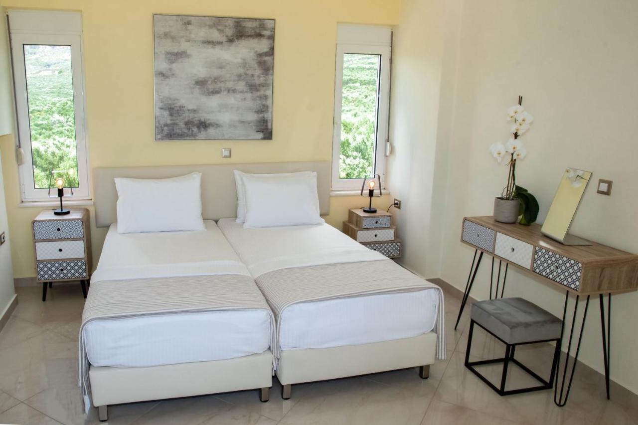Villa Dimokratia คอลิมวาริออน ภายนอก รูปภาพ