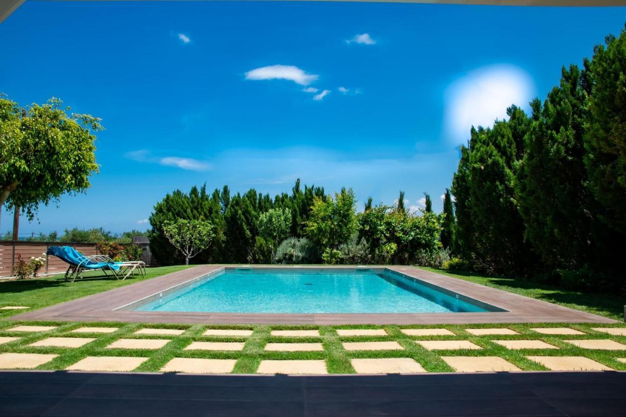 Villa Dimokratia คอลิมวาริออน ภายนอก รูปภาพ