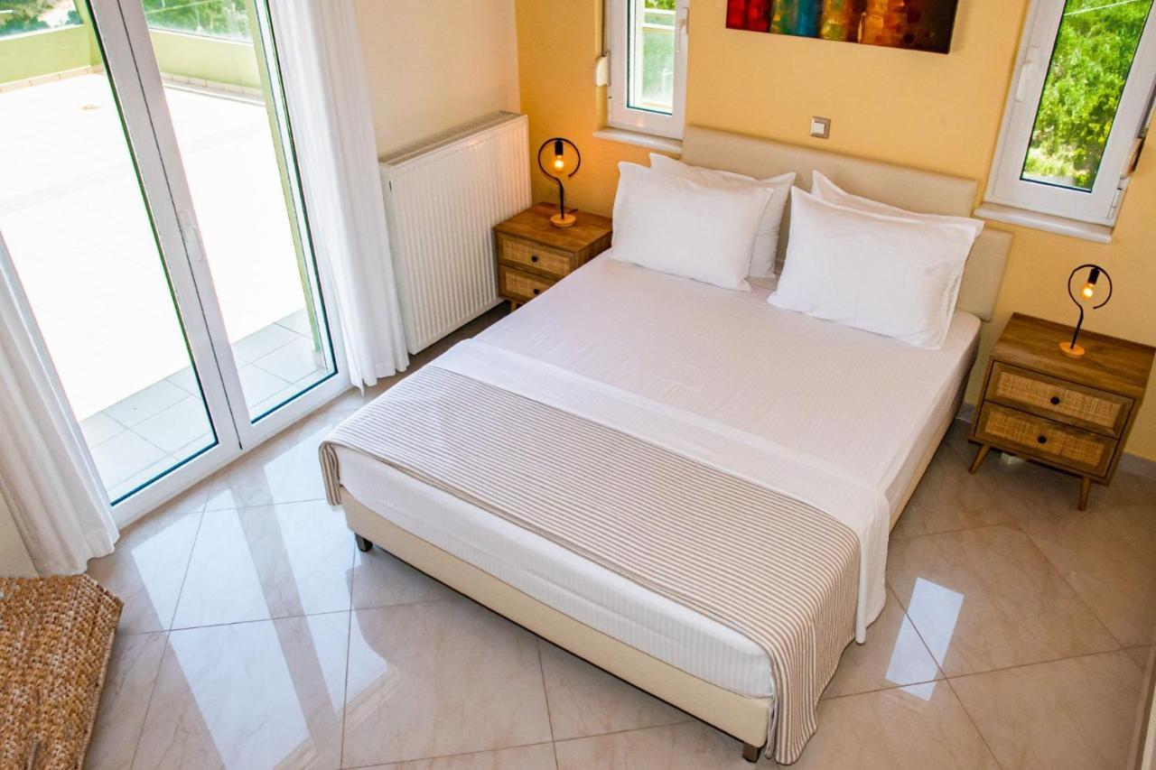 Villa Dimokratia คอลิมวาริออน ภายนอก รูปภาพ